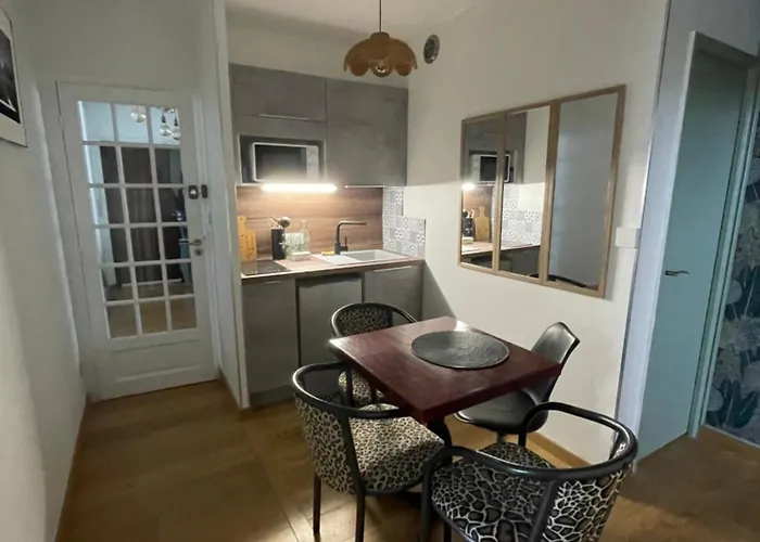 Logement De 2 Chambres Pour 4 Personnes